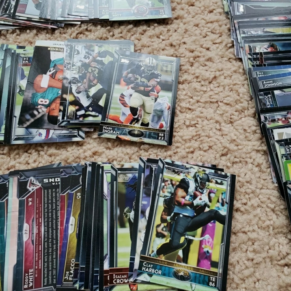 SOLD NFL trading cards lot - Picture 5 of 8